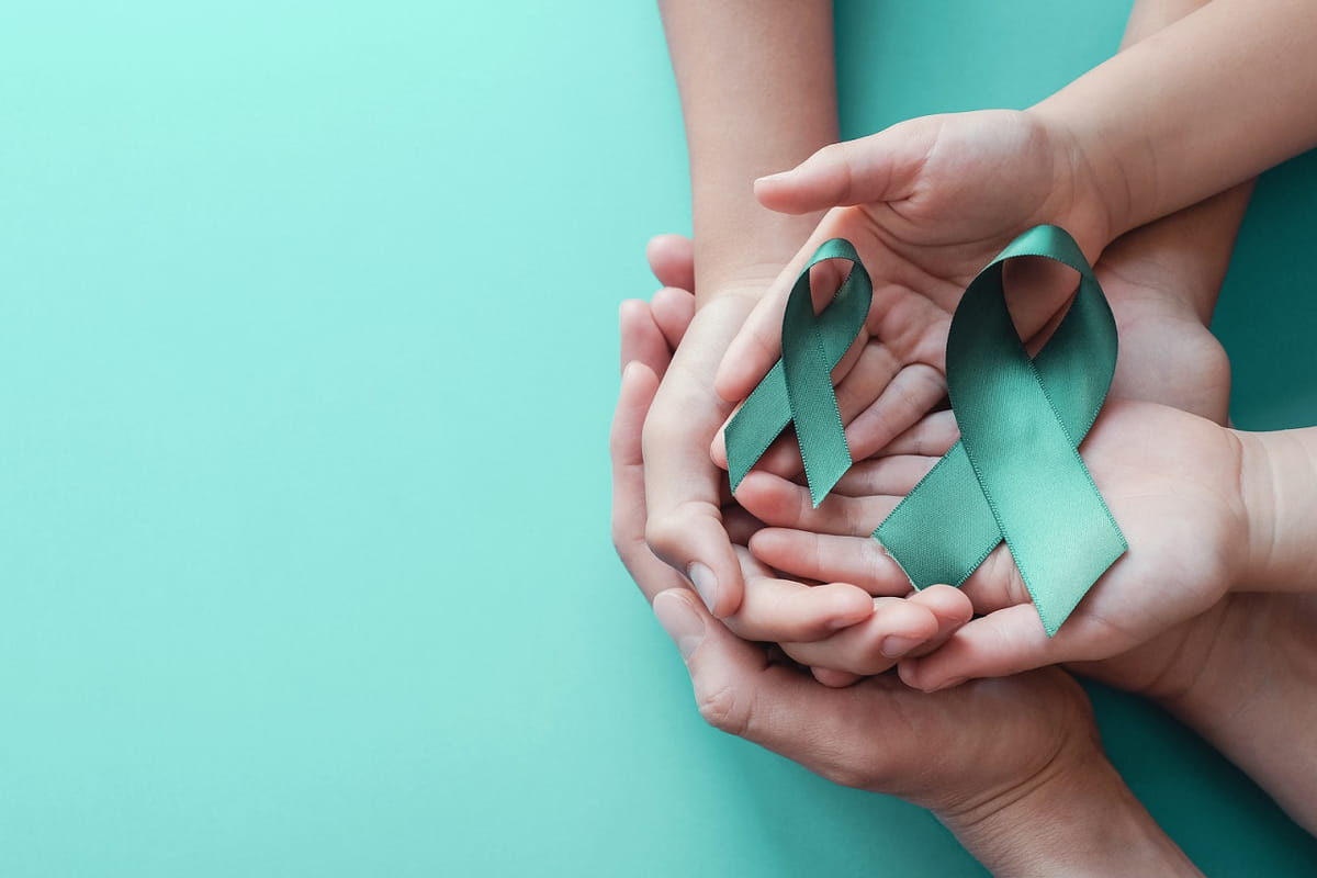 The importance of detecting the symptoms of ovarian cancer
